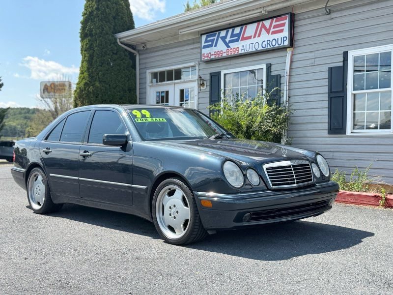 Used 1999 Mercedes-Benz E 55 AMG Sedan image 4