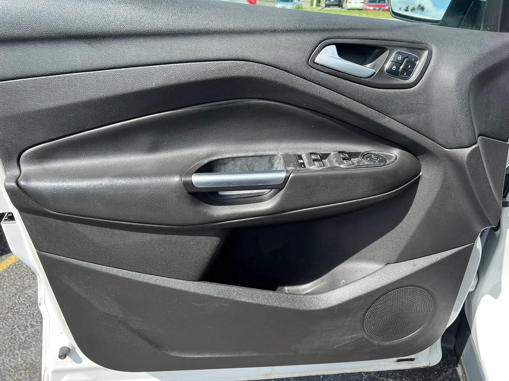 Used 2016 Ford Escape Titanium AWD/4WD image 8