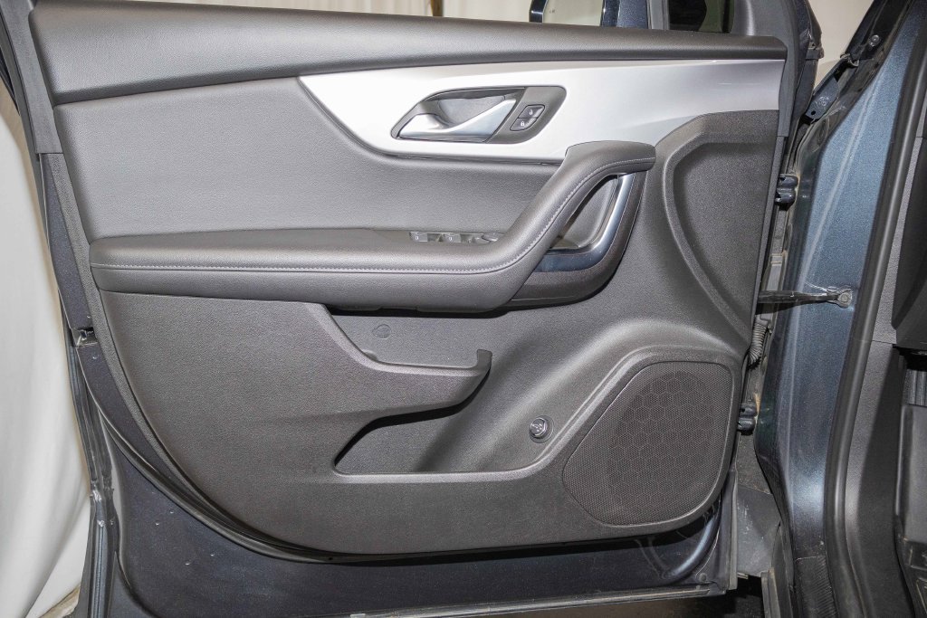 Used 2022 Chevrolet Blazer LT FWD image 9