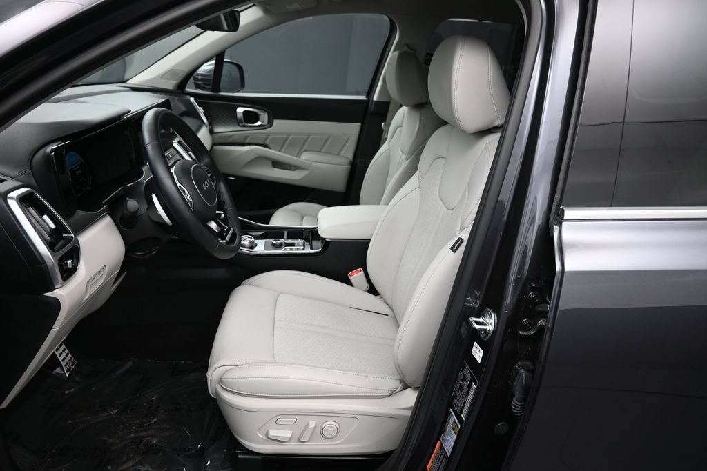 Certified 2023 Kia Sorento SX Prestige AWD/4WD image 19