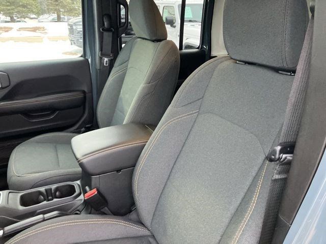 Certified 2025 Jeep Wrangler Sahara w/ Safety Group image 12