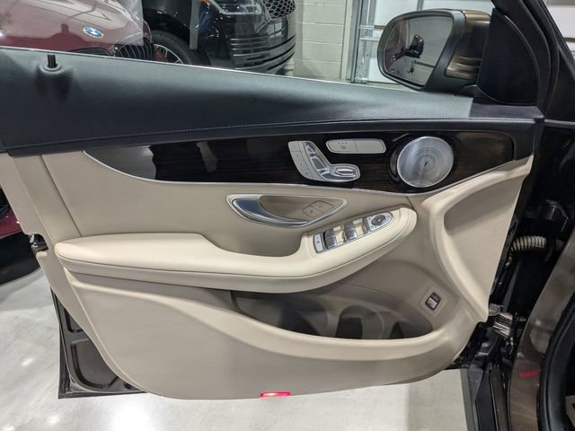 Used 2016 Mercedes-Benz GLC 300 4MATIC image 16