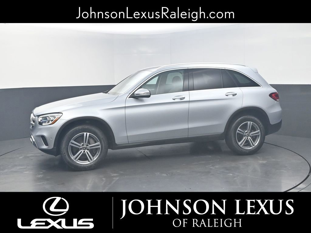 Used 2022 Mercedes-Benz GLC 300 4MATIC image 2