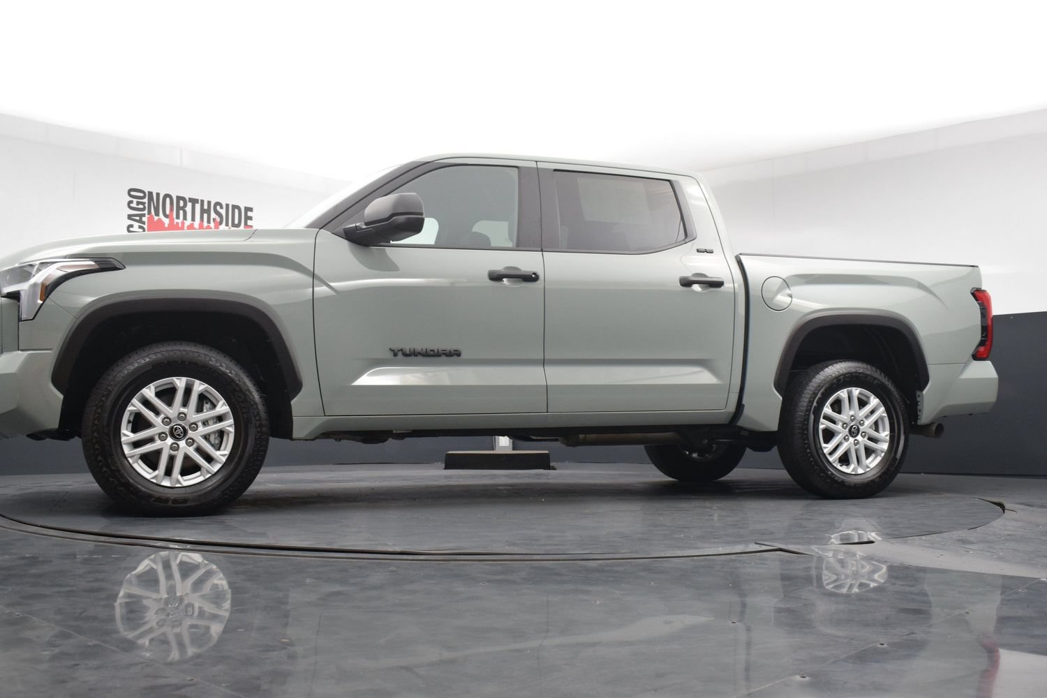 Used 2026 Toyota Tundra SR5 AWD/4WD image 26