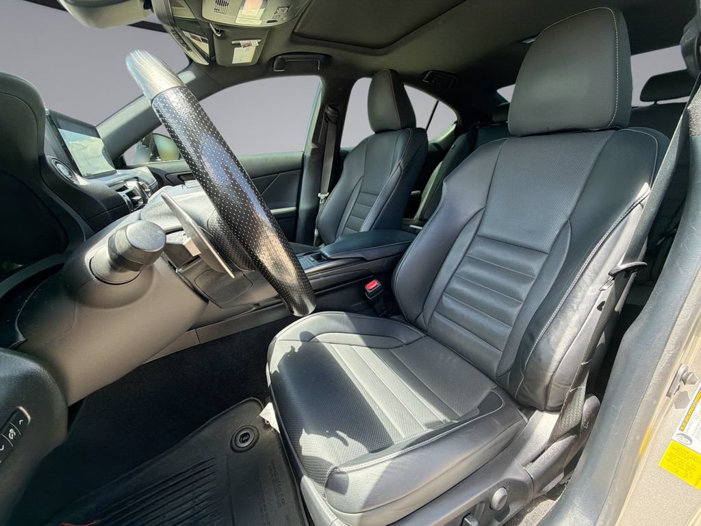 Used 2022 Lexus IS 350 F Sport w/ Dynamic Handling Package RWD image 30