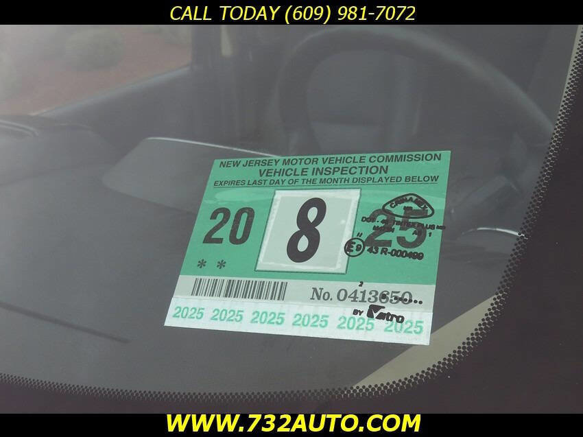 Used 2010 Ford Explorer XLT image 21