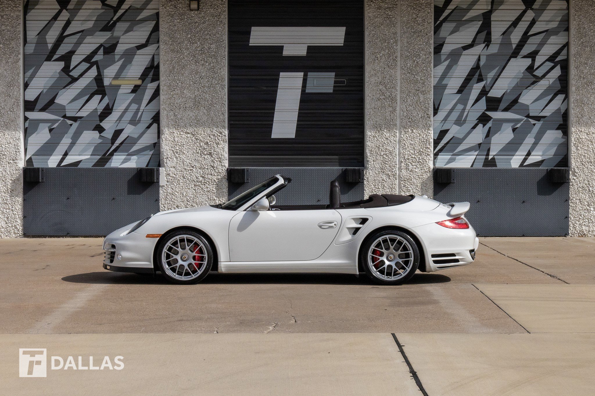 Used 2012 Porsche 911 Turbo image 7