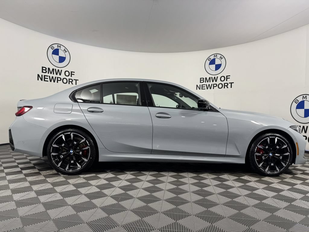New 2026 BMW 330i xDrive Sedan w/ M Sport Package AWD/4WD image 5
