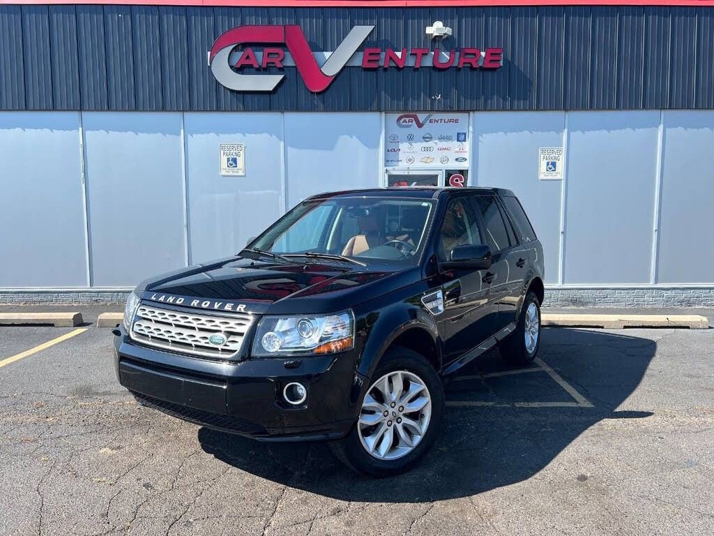 Used 2013 Land Rover LR2 HSE LUX image 1