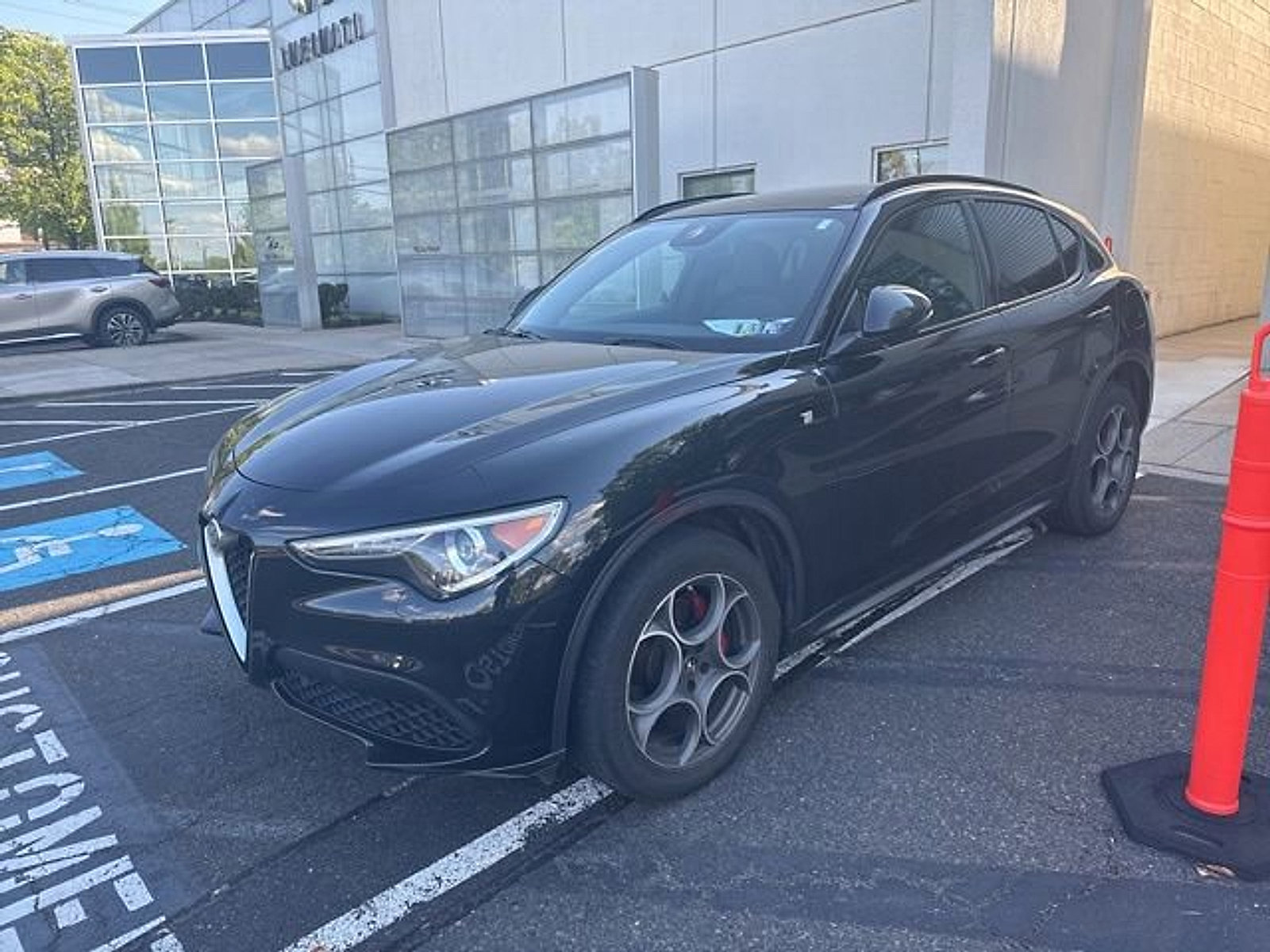Used 2023 Alfa Romeo Stelvio Ti w/ Active Assist Plus Package AWD/4WD image 2