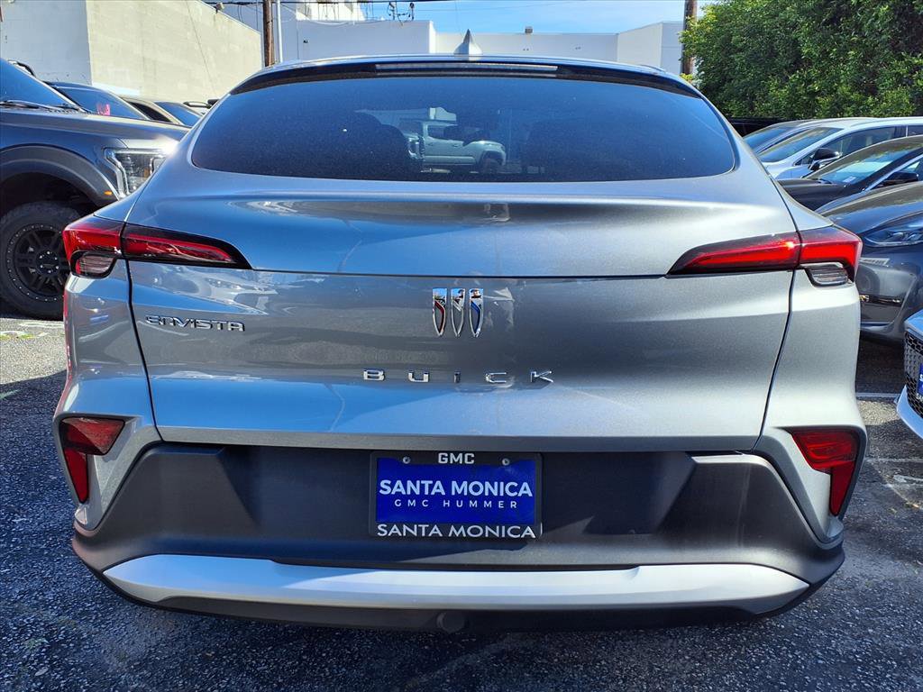 Used 2024 Buick Envista Preferred image 9