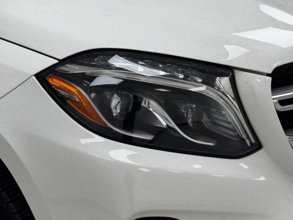 Used 2018 Mercedes-Benz GLS 450 4MATIC image 41