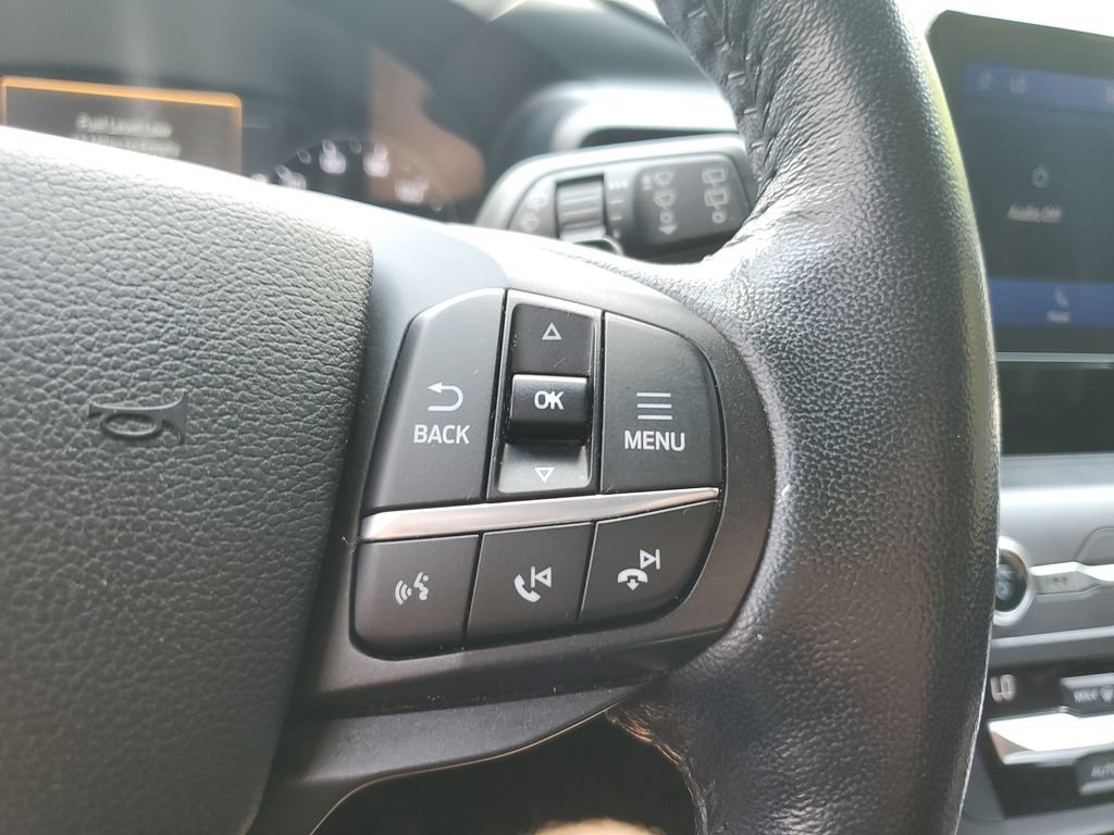Used 2020 Ford Explorer XLT AWD/4WD image 25