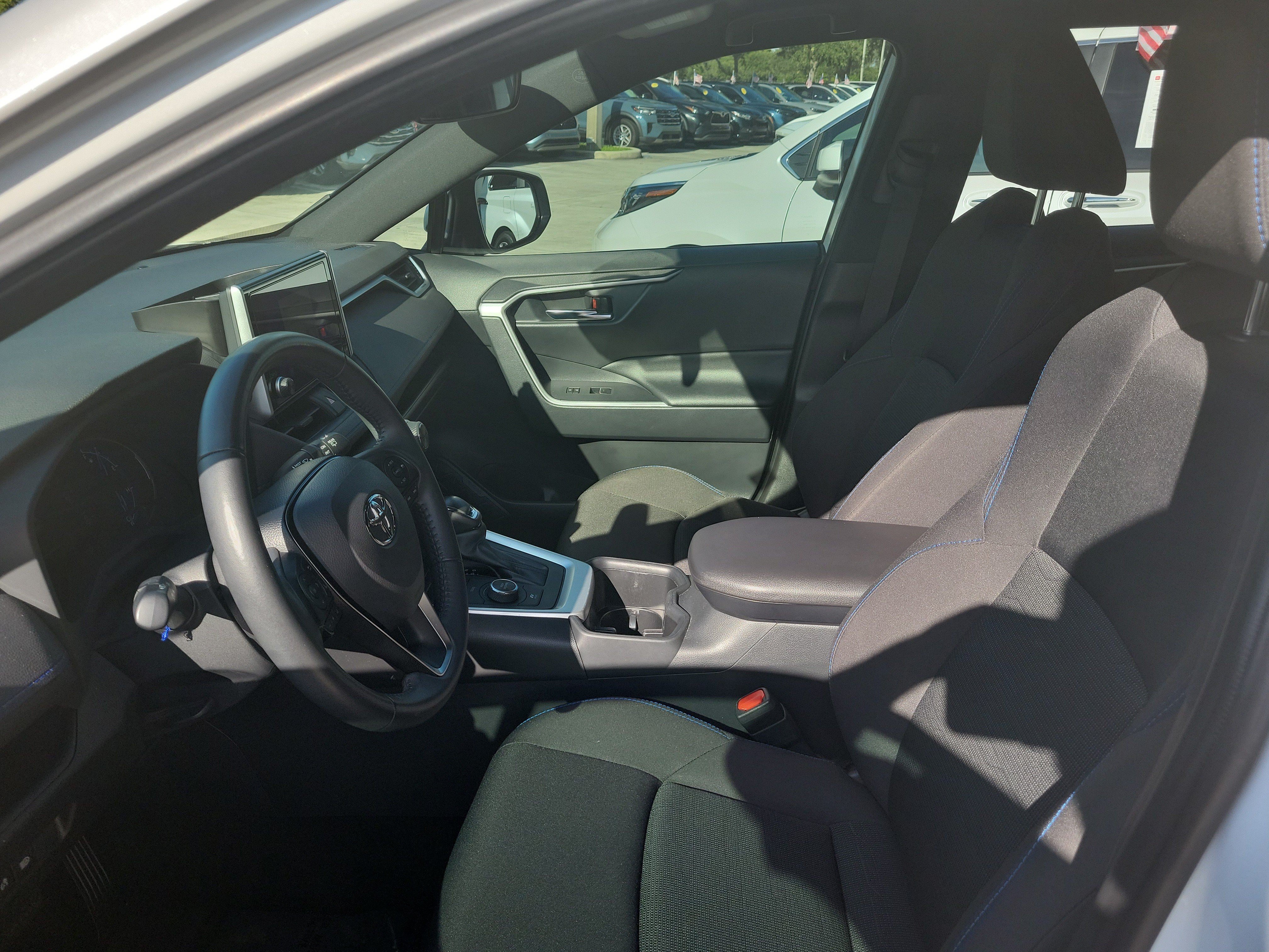 Certified 2024 Toyota RAV4 SE AWD/4WD image 22