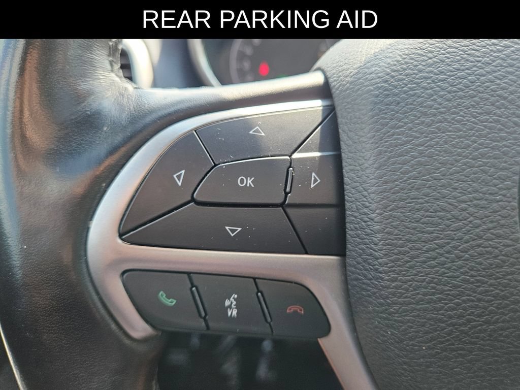 Used 2020 Jeep Grand Cherokee Altitude AWD/4WD image 26
