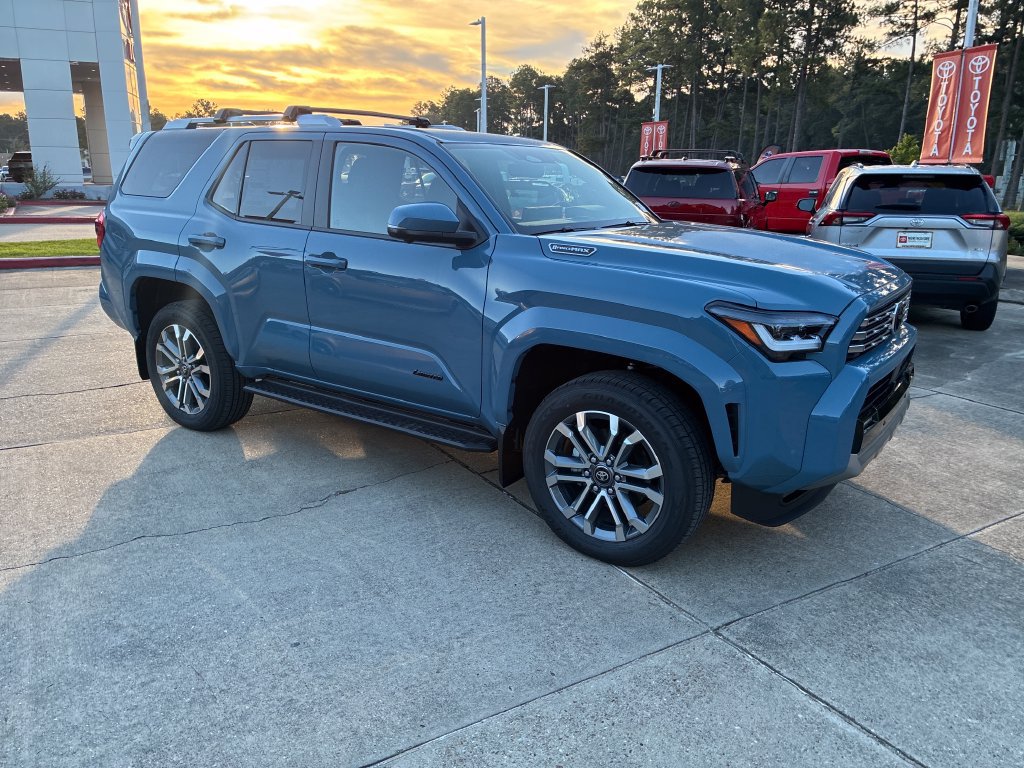 New 2026 Toyota 4Runner Limited AWD/4WD image 9