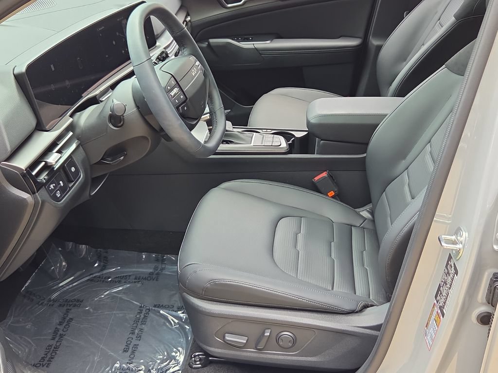 Used 2026 Kia Sportage SX FWD image 11