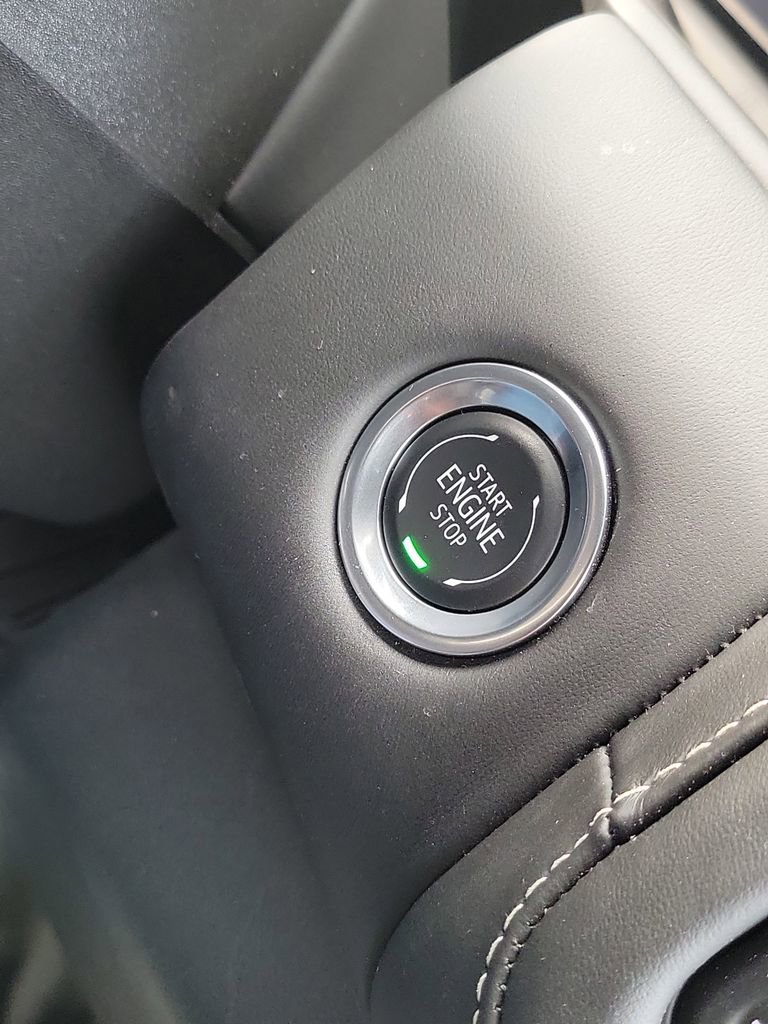 Used 2024 GMC Yukon Denali Ultimate image 18