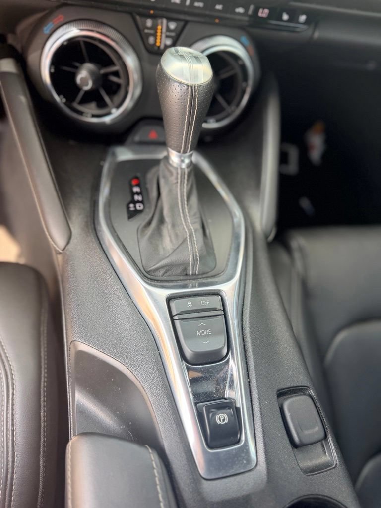 Used 2017 Chevrolet Camaro SS RWD image 12