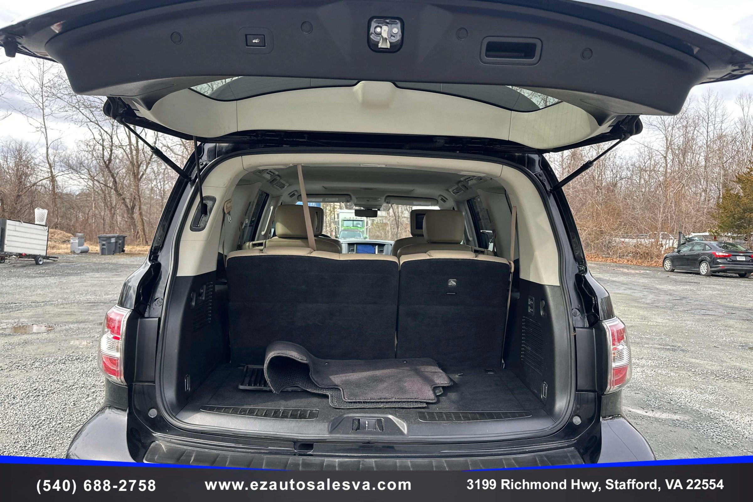 Used 2019 Nissan Armada Platinum w/ Captain's Chairs Package image 11