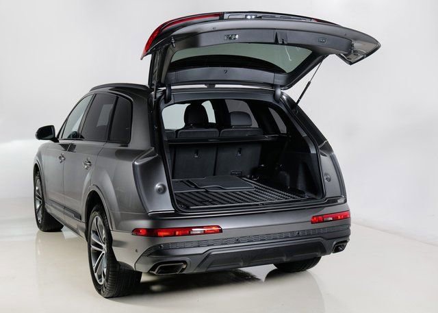 Certified 2025 Audi Q7 2.0T Premium Plus w/ Premium Plus Package image 6