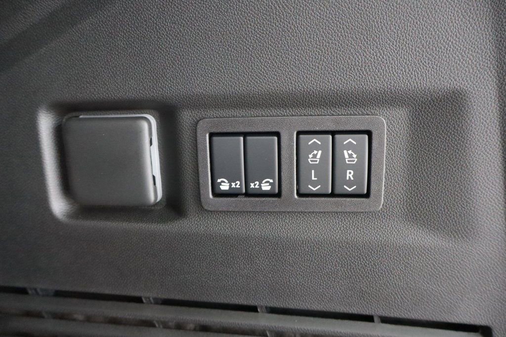 New 2026 Chevrolet Tahoe High Country image 28