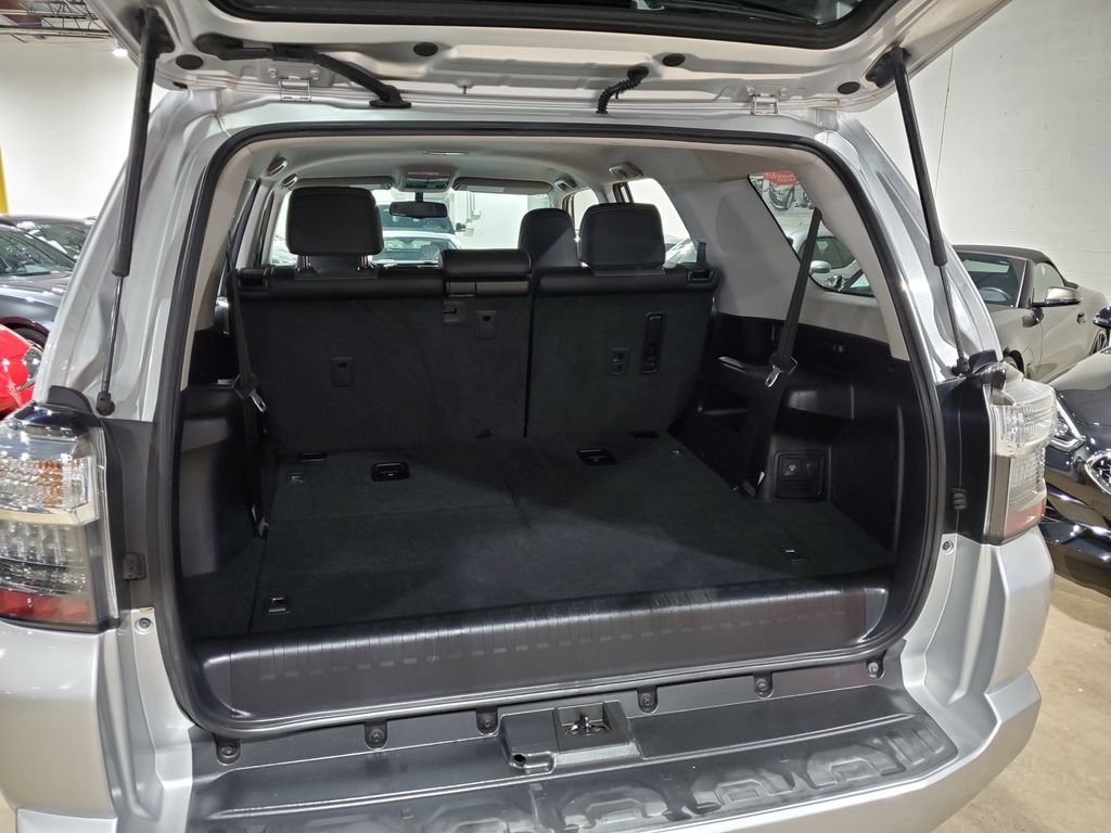 Used 2019 Toyota 4Runner SR5 Premium RWD image 64