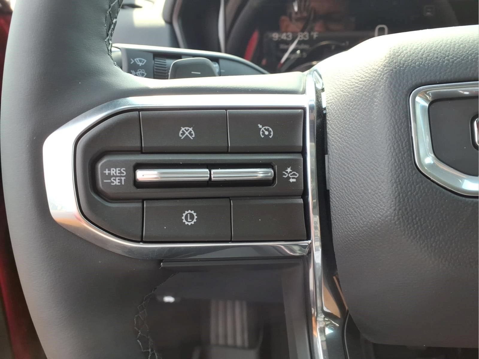 New 2027 GMC Terrain Elevation w/ Elevation Premium Package AWD/4WD image 13
