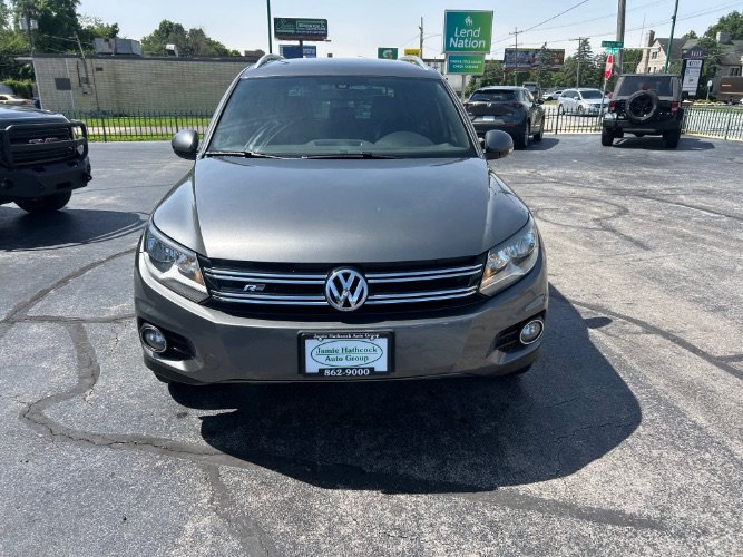 Used 2016 Volkswagen Tiguan R-Line FWD image 9