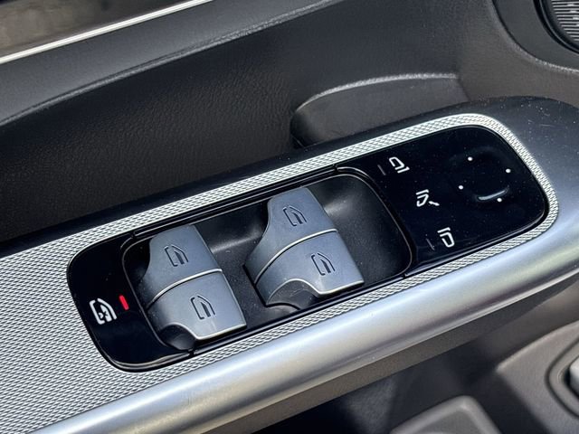 Used 2025 Mercedes-Benz GLC 43 AMG 4MATIC image 20