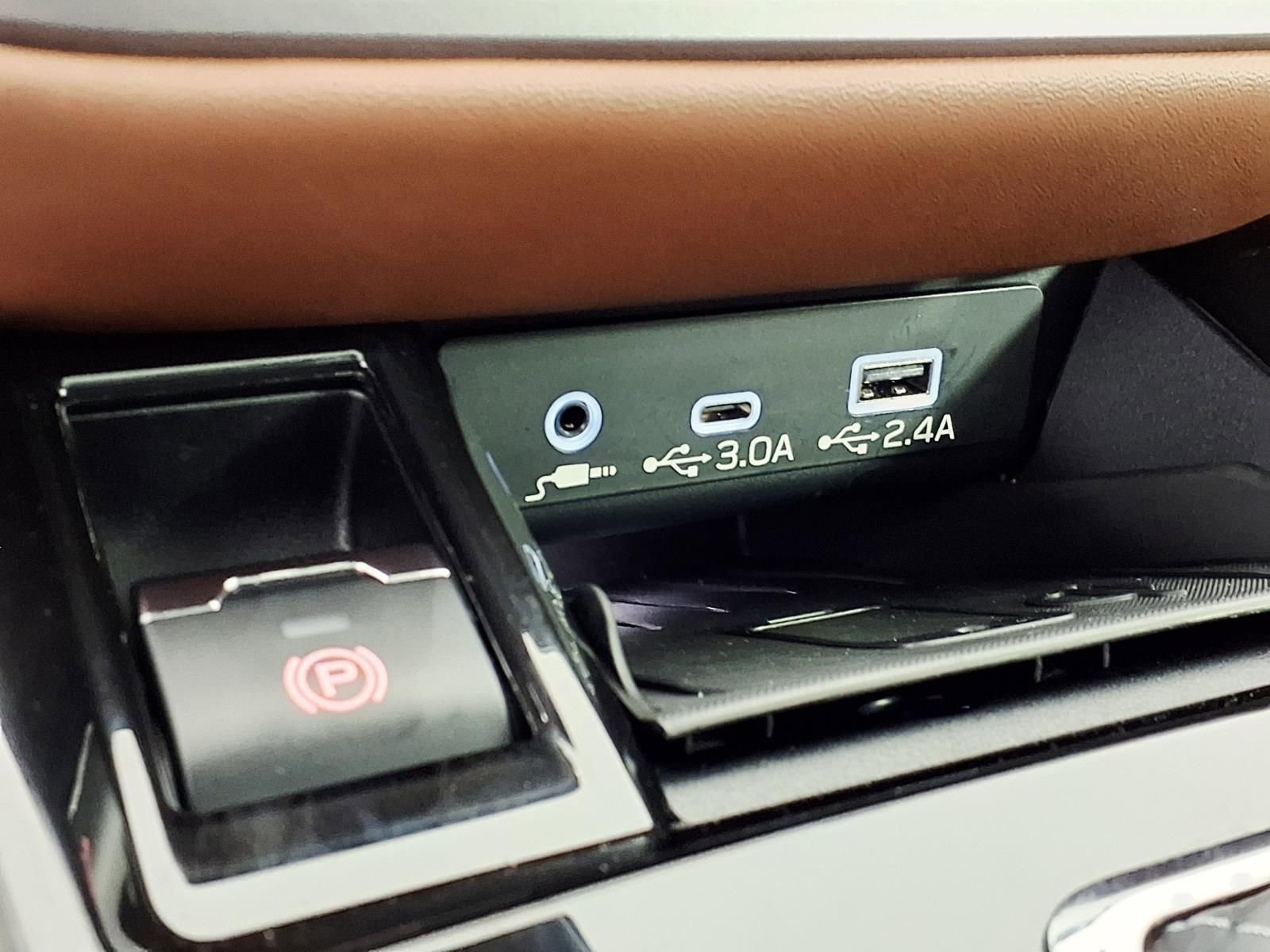 Used 2025 Subaru Outback Touring image 22