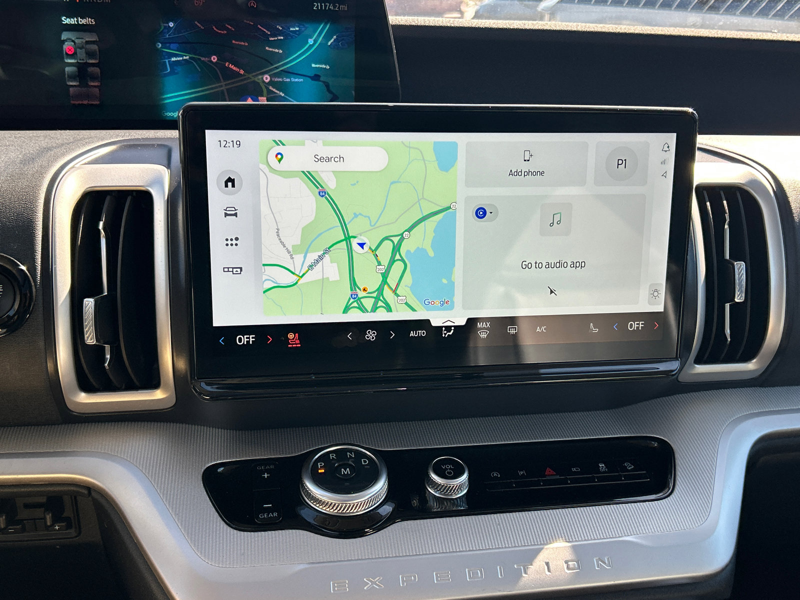 Used 2025 Ford Expedition Active image 15