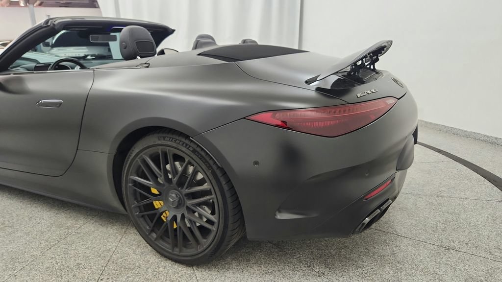 Used 2022 Mercedes-Benz SL 63 AMG 4MATIC image 18