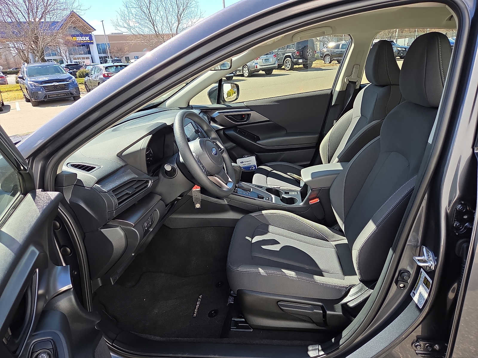 Certified 2025 Subaru Impreza 2.0i image 14