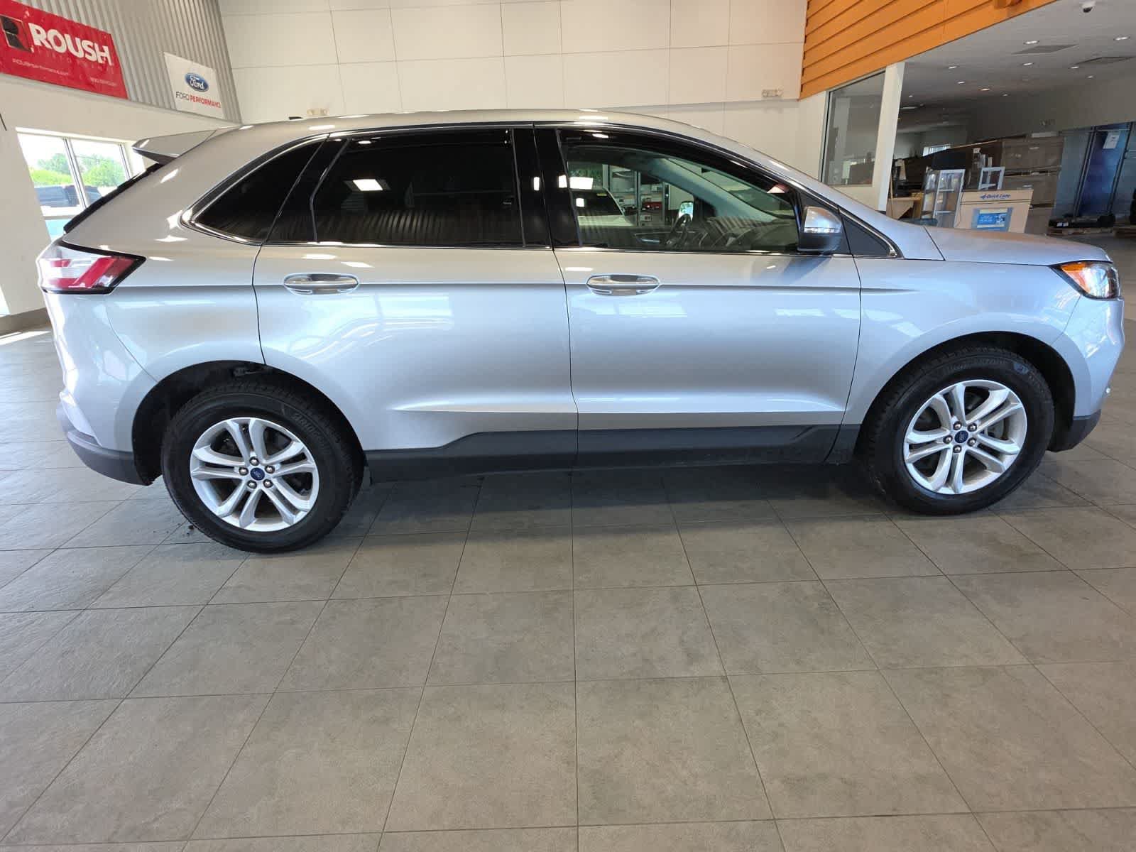 Used 2020 Ford Edge SEL w/ Convenience Package AWD/4WD image 6