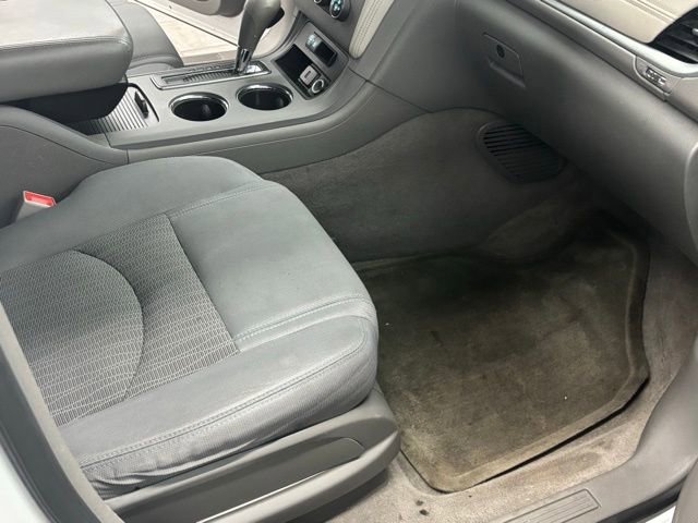 Used 2017 Chevrolet Traverse LS FWD image 30