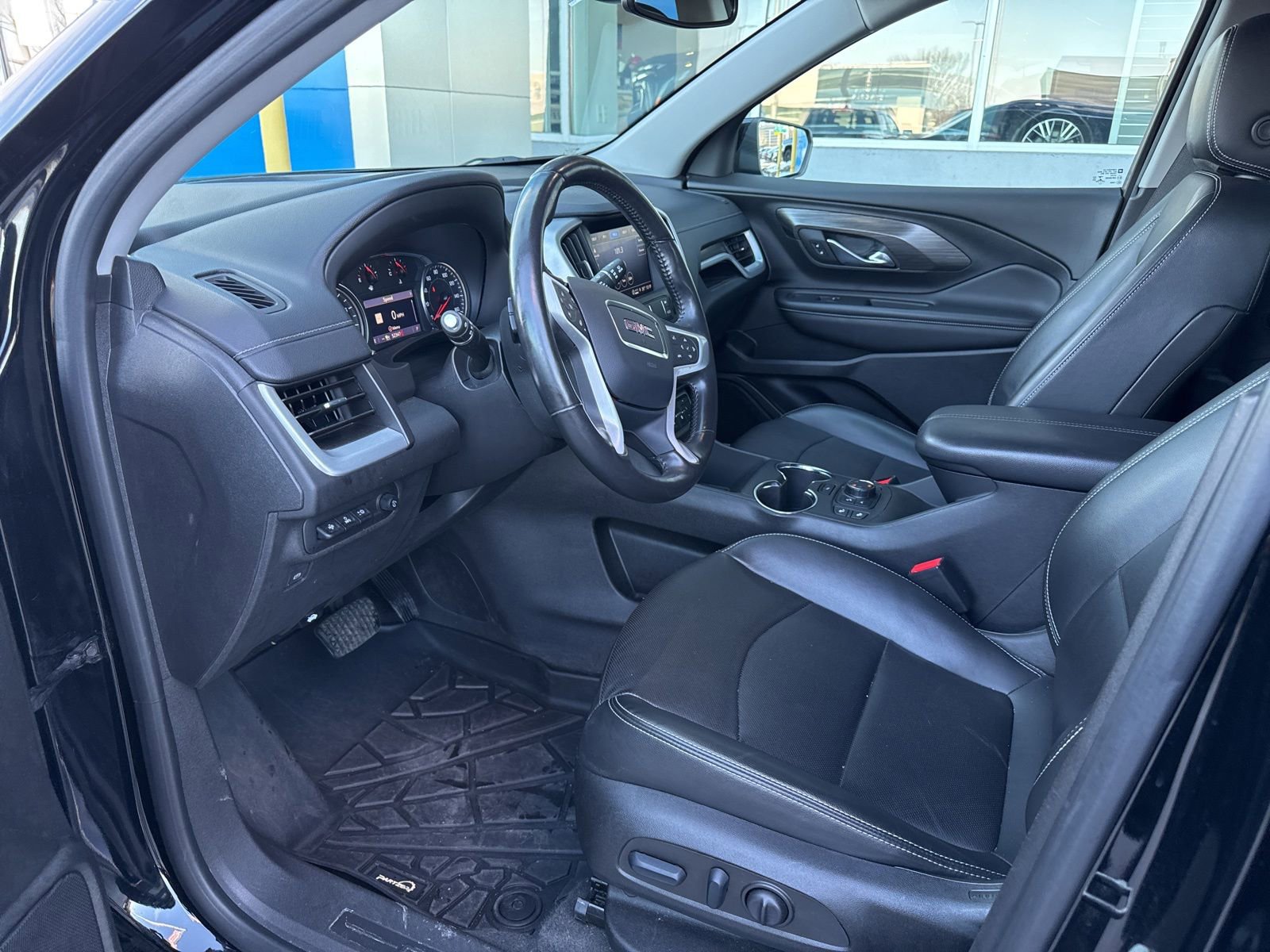 Used 2022 GMC Terrain SLT w/ Infotainment Package II image 18