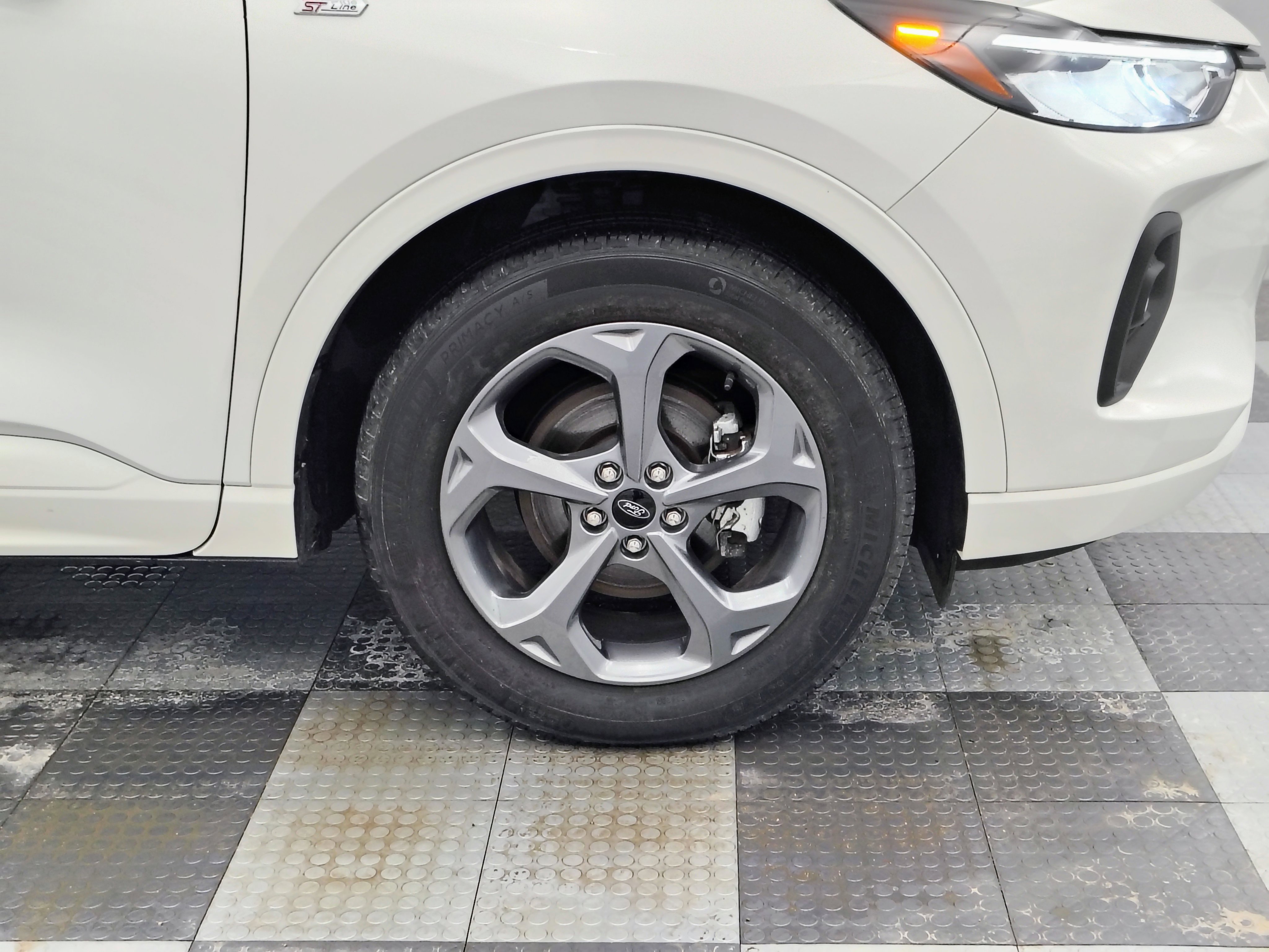 Used 2024 Ford Escape ST-Line Select w/ Tech Pack #2 AWD/4WD image 14