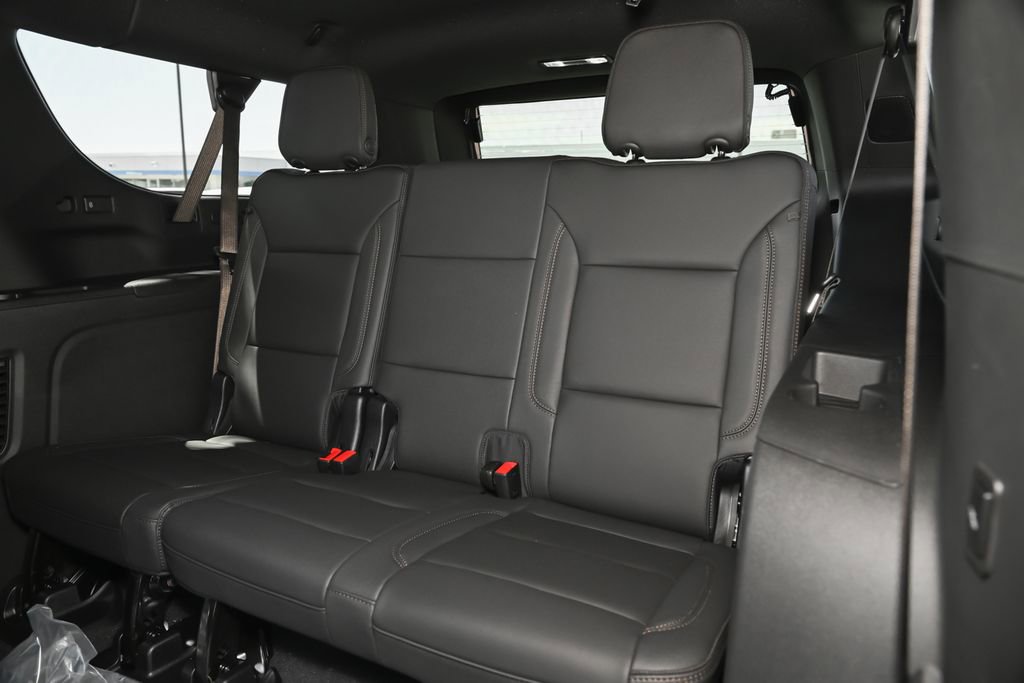 New 2026 Chevrolet Suburban High Country w/ Sun And Tow Package AWD/4WD image 39