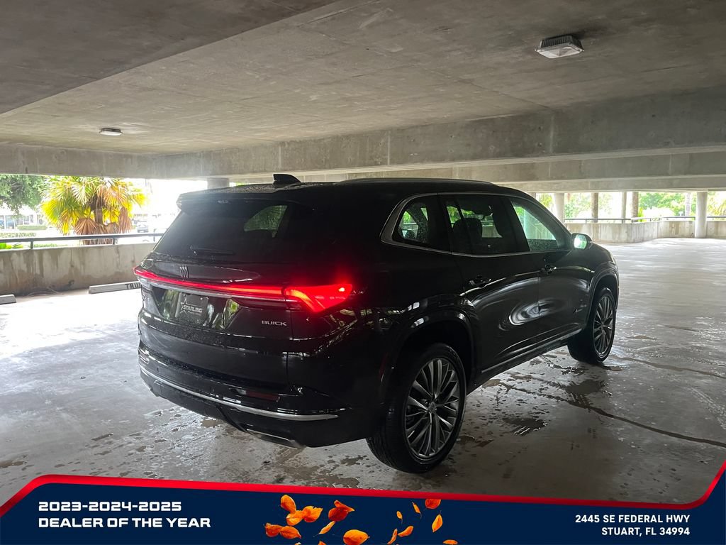 New 2026 Buick Enclave Avenir w/ Super Cruise Package AWD/4WD image 5