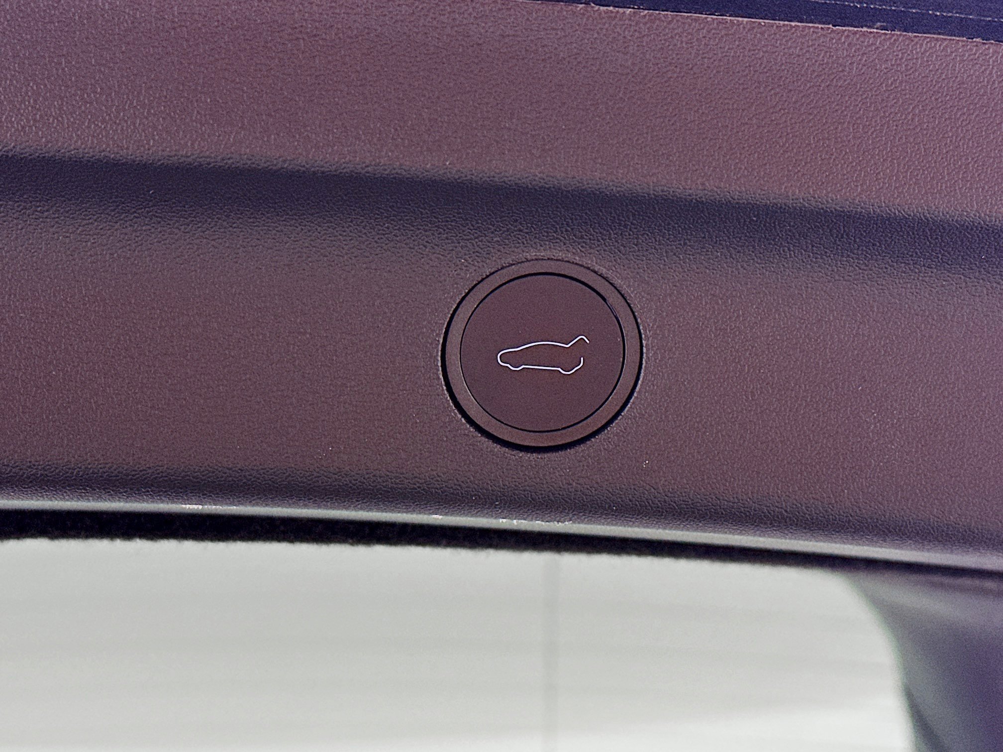 Used 2024 Tesla Model Y Long Range image 28