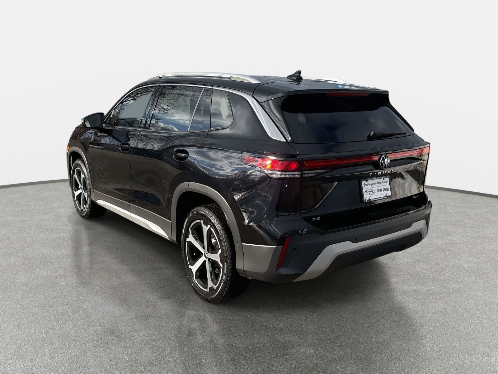 New 2026 Volkswagen Tiguan SE image 7