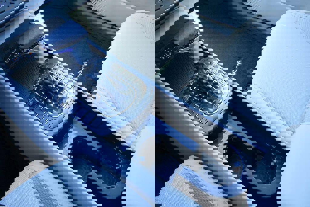 New 2026 Hyundai Kona SE image 19