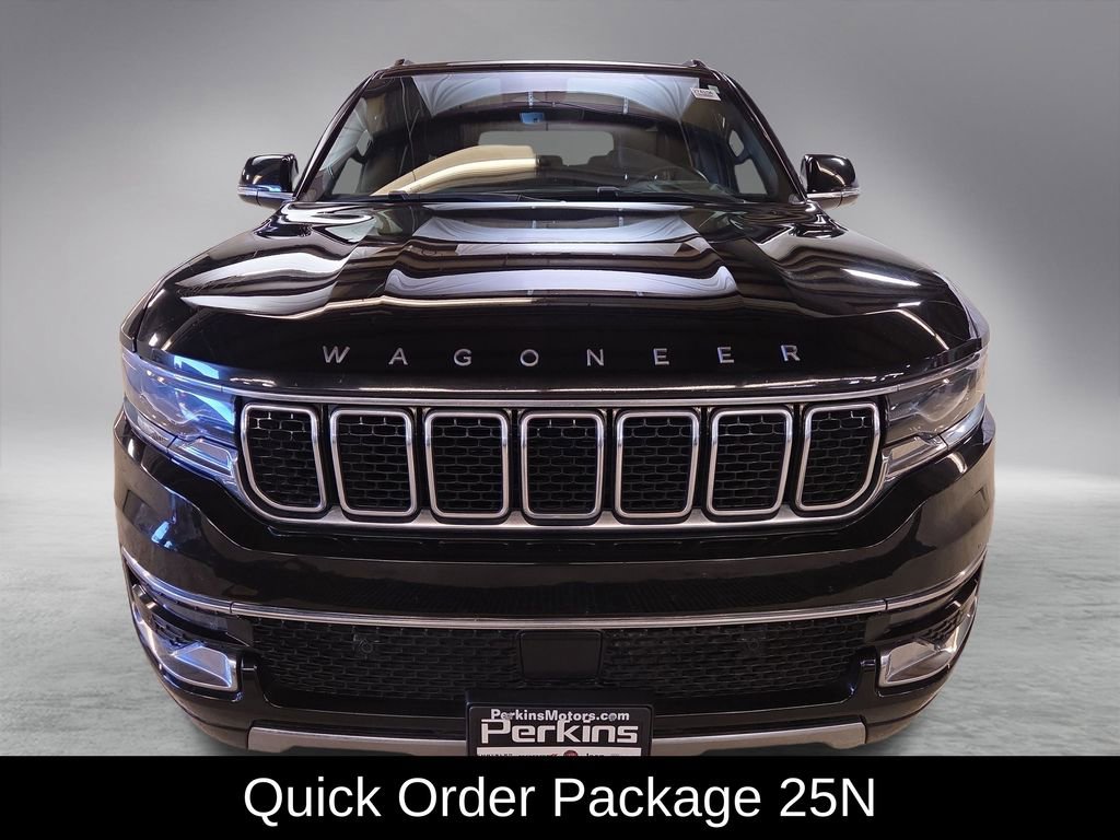 Used 2023 Jeep Wagoneer Series III w/ Preferred Equipment Group image 3