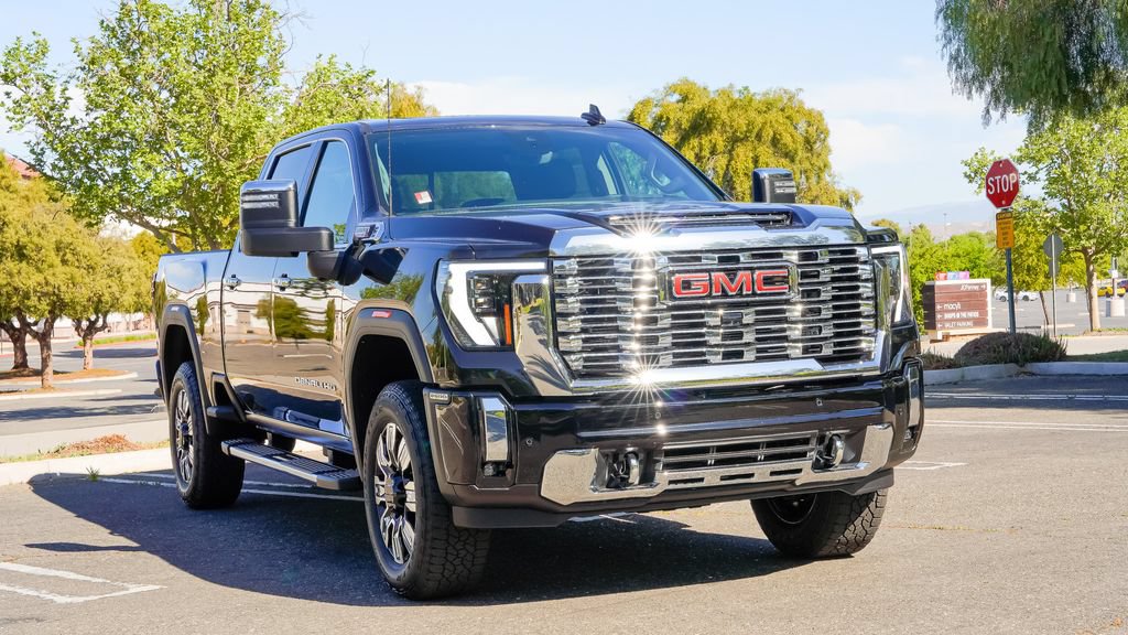 New 2026 GMC Sierra 2500 Denali w/ Denali Reserve Package AWD/4WD image 5