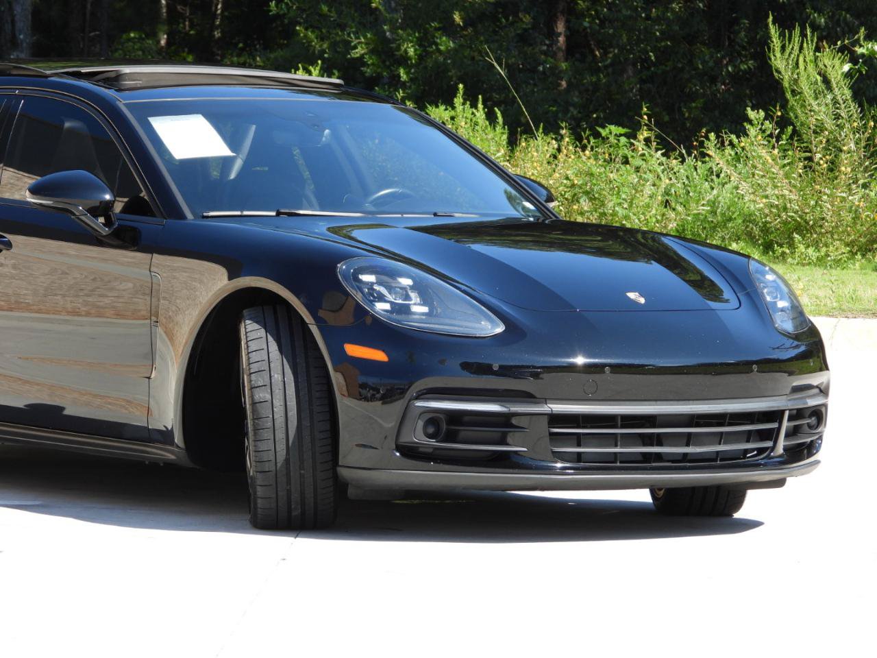 Used 2017 Porsche Panamera RWD image 13