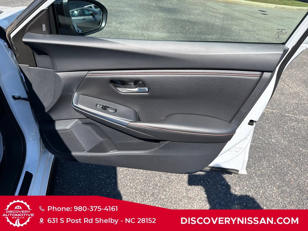 Certified 2025 Nissan Sentra SR w/ Midnight Edition FWD image 36