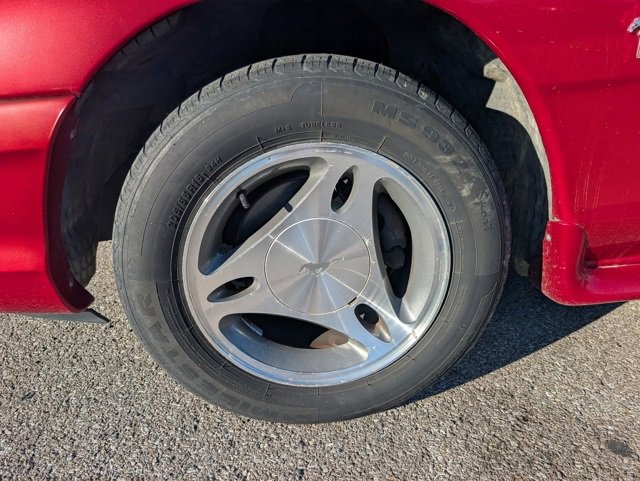 Used 1997 Ford Mustang Convertible image 20