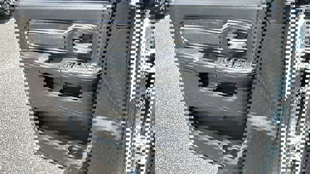 New 2024 RAM 3500 SLT w/ Quick Order Package 2YG SLT image 15