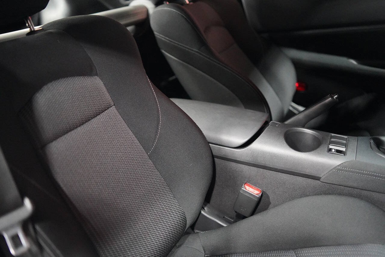 Used 2025 Nissan Z Sport w/ Floor Mat Package RWD image 80